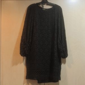 Black lace long-sleeved dress